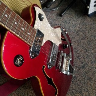 Photo of Epiphone Wildcat custom