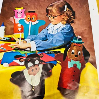 Photo of 1973 Felt Puppets Crafting Book For Kids Mangelsen’s Omaha NE BA4