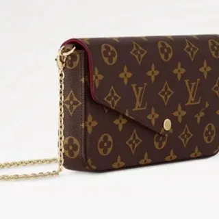 Photo of LV Purse
