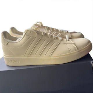 Photo of Adidas Grand Court 2.0 JH8681 Athletic Shoes Vanilla Gold Women's 8 New in Box