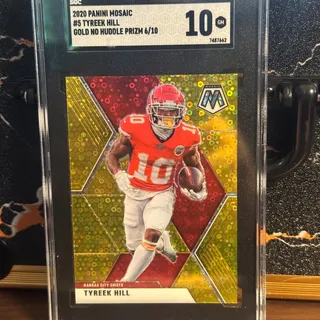 Photo of 20/20 Panini Mosaic#5 Tyreek Hill Gold No Huddle Prizm 6/10