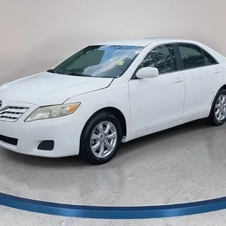 Photo of 2011 Toyota Camry LE