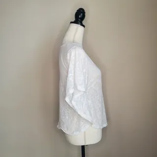 Photo of Express White Floral Burnout Cropped Top XS