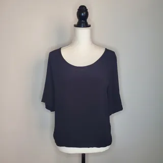 Photo of Monrow Black Crepe Blouse Scoopneck Medium