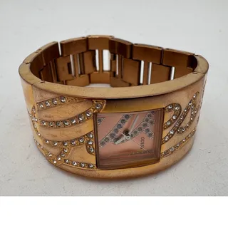 Photo of Vintage Guess Ladies Analogue Watch Rose Gold Steel Bracelet U15063L1