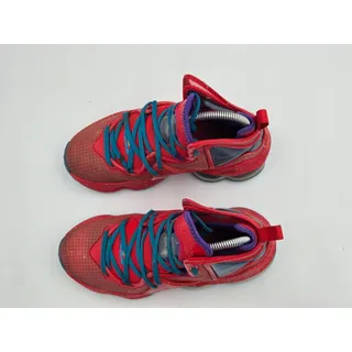 Photo of Nike LeBron 19 GS Kings Crown Red Basketball Shoes Size 5Y DD0418-600