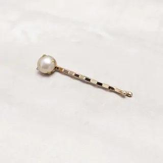 Photo of Vintage Hair Clip - Gold Tone with Faux Pearl