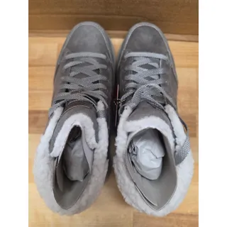 Photo of Skechers Ultra Flex 2.0 Everyday Crush Womens Size: 6 Wide Fit