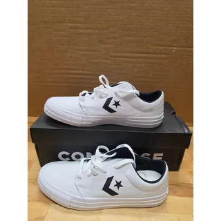 Photo of Converse Mens Size 9.5 Women Size 11
