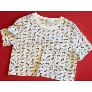 Photo of Nike Women’s XS Crop Tee White Heart Sunglasses Allover Print Y2K