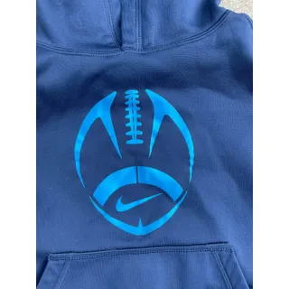 Photo of Nike Therma-fit boys small football hoodie
