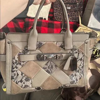 Photo of Coach Patchwork Swagger 27 Satchel / Crossbody EUC