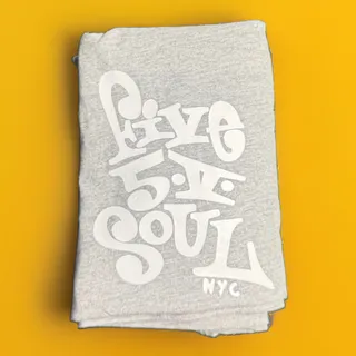 Photo of 555 Soul NYC Graphic Tee Mens Size M Heather Gray Cotton Blend Shirt New NWOT