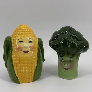 Photo of Clay Art Anthropomorphic Corn & Broccoli Salt & Pepper Shakers Ceramic 1992