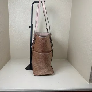 Photo of Michael Kors Jet Set Travel tote bags n pink metallic EUC with COA