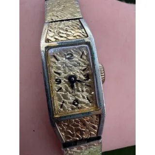Photo of Vintage Ladies Gruen 17 Jewel Watch