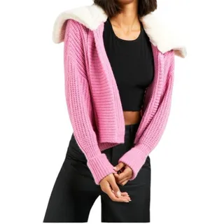 Photo of Boohoo Women's Pink Faux Fur Collar Chunky Cardigan Small