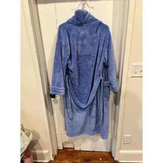 Photo of Nautica Fuzzy Robe size small
