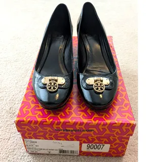 Photo of Women's Tory Burch Black Patent Leather Pumps