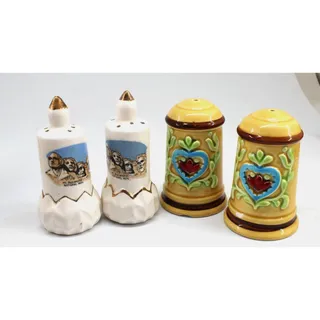 Photo of Lot 2 Two Vtg Salt Pepper Shakers Mt. Rushmore Souvenir & Blue Heart Yellow