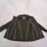 Listing Photo Thumb #5