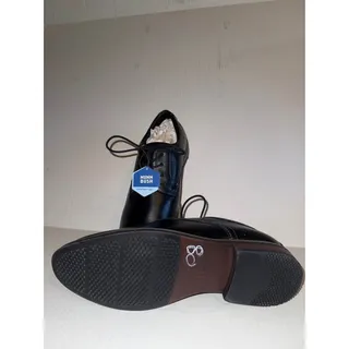 Photo of Nunn Bush Oxford Dress Shoes Brand New With Tag