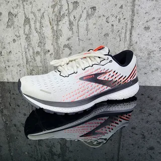Photo of Brooks Ghost 13 Women's Size 9 Running Shoes Preowned Fresh Foam Insoles