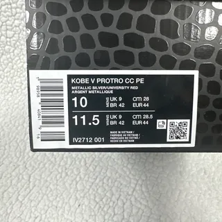 Photo of Size 10 - Caitlin Clark x Nike Zoom Kobe 5 Protro Rookie of the Year