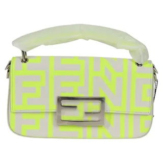 Photo of Fendi Leather Bucket Phone Case Mark Jacobs Bag White