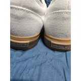 Listing Photo Thumb #4