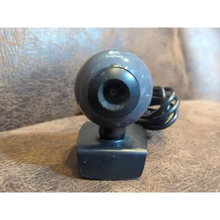 Photo of Logitech C200 Webcam V-U0011 (860-000277) Clip-on Black Good Condition * WORKS *