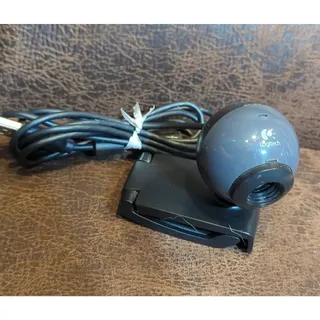 Photo of Logitech C200 Webcam V-U0011 (860-000277) Clip-on Black Good Condition * WORKS *