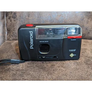 Photo of Polaroid 1000F 35mm Film Camera W/ Branded Case Uses 2 AA Batteries