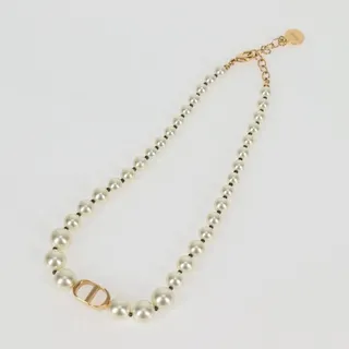 Photo of Dior Necklace Pearl White