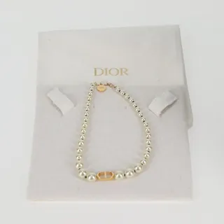 Photo of Dior Necklace Pearl White
