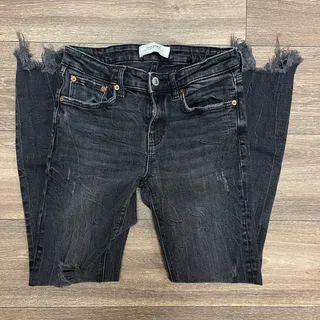 Photo of Zara Woman Premium Raw Hem Denim Jeans Size 4