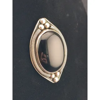 Photo of Vintage 925 Sterling Silver Black Onyx Oval Brooch Pin 18g Gothic Dark Academia