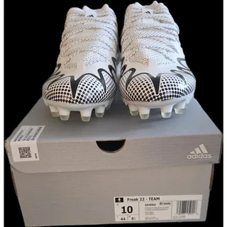 Photo of (SZ 10) Adidas Freak 22 Team Football Cleats White Black GX4066 Men’s N.I.B