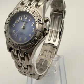 Photo of Advance Milan Women's Quartz Watch - Chic Dive-Inspired Style
