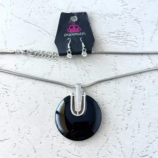 Photo of Paparazzi Necklace and Earrings Set - Black Pendant