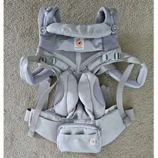 Photo of Ergobaby Omni 360 Cool Air Mesh Baby Carrier Pearl Grey + Storage Pouch