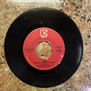 Photo of Queen Another One Bites The Dust / Don't Try Suicide 7" Vinyl 45 RPM Elektra