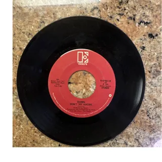 Photo of Queen Another One Bites The Dust / Don't Try Suicide 7" Vinyl 45 RPM Elektra