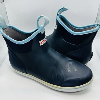 Photo of Size 10 - Xtratuf Women's 6 in Ankle Deck Boot - Navy