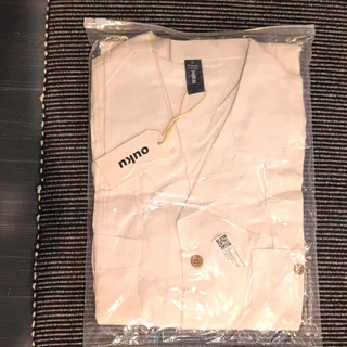 Photo of ouku Men's White Long Sleeve Button-Up Shirt XL Solid Point Collar