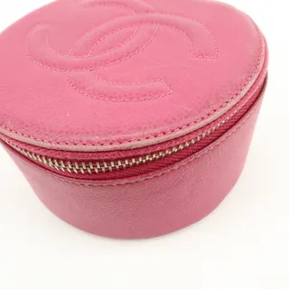 Photo of Chanel Caviar Leather Cosmetic Pouch Pink