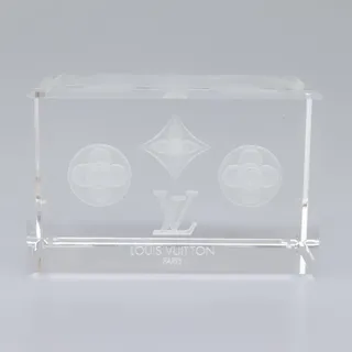 Photo of Louis Vuitton Paper Weight Clear White