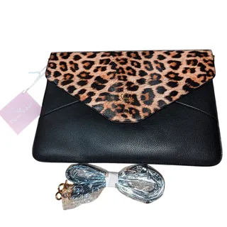 Photo of NWT Piper Noble Pippa Laptop Crossbody