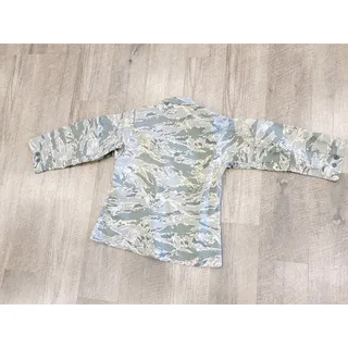 Photo of US Air Force Women's ABU Camouflage Utility Jacket - Size 8XS Excellent