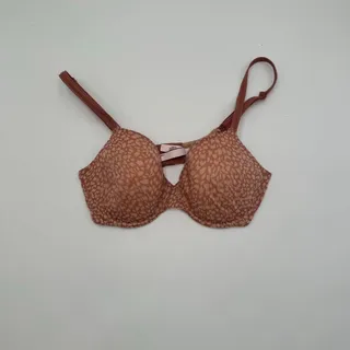 Photo of Victoria's Secret Angelight Spacer Bra 36C Floral Lightly Lined Underwire